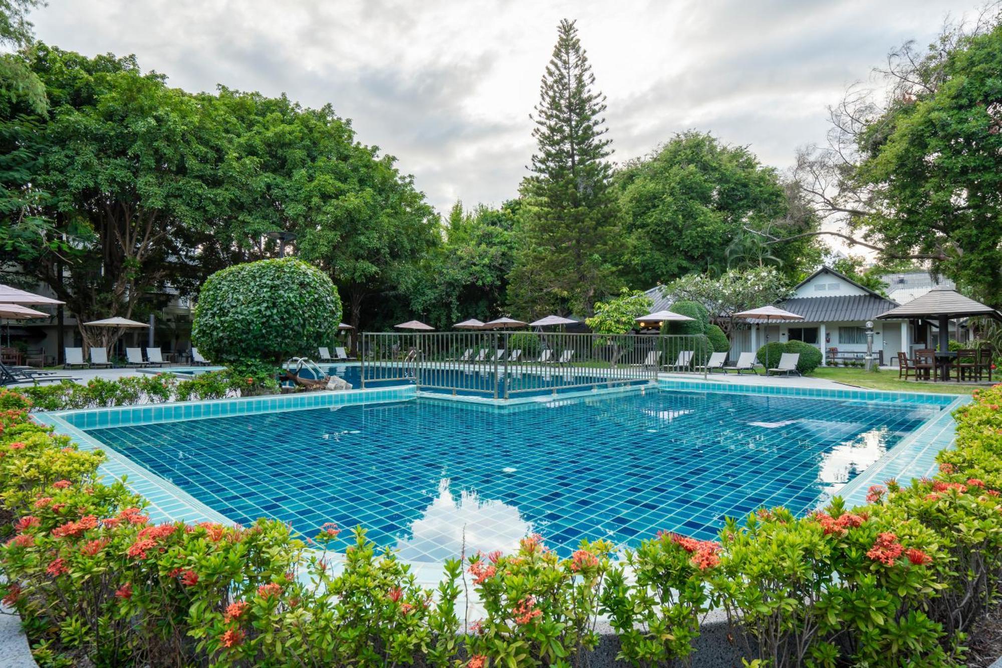 Sunshine Garden Resort Pattaya Exterior photo